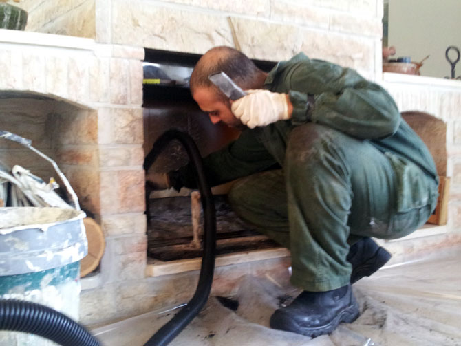 ניקוי ארובת קמין